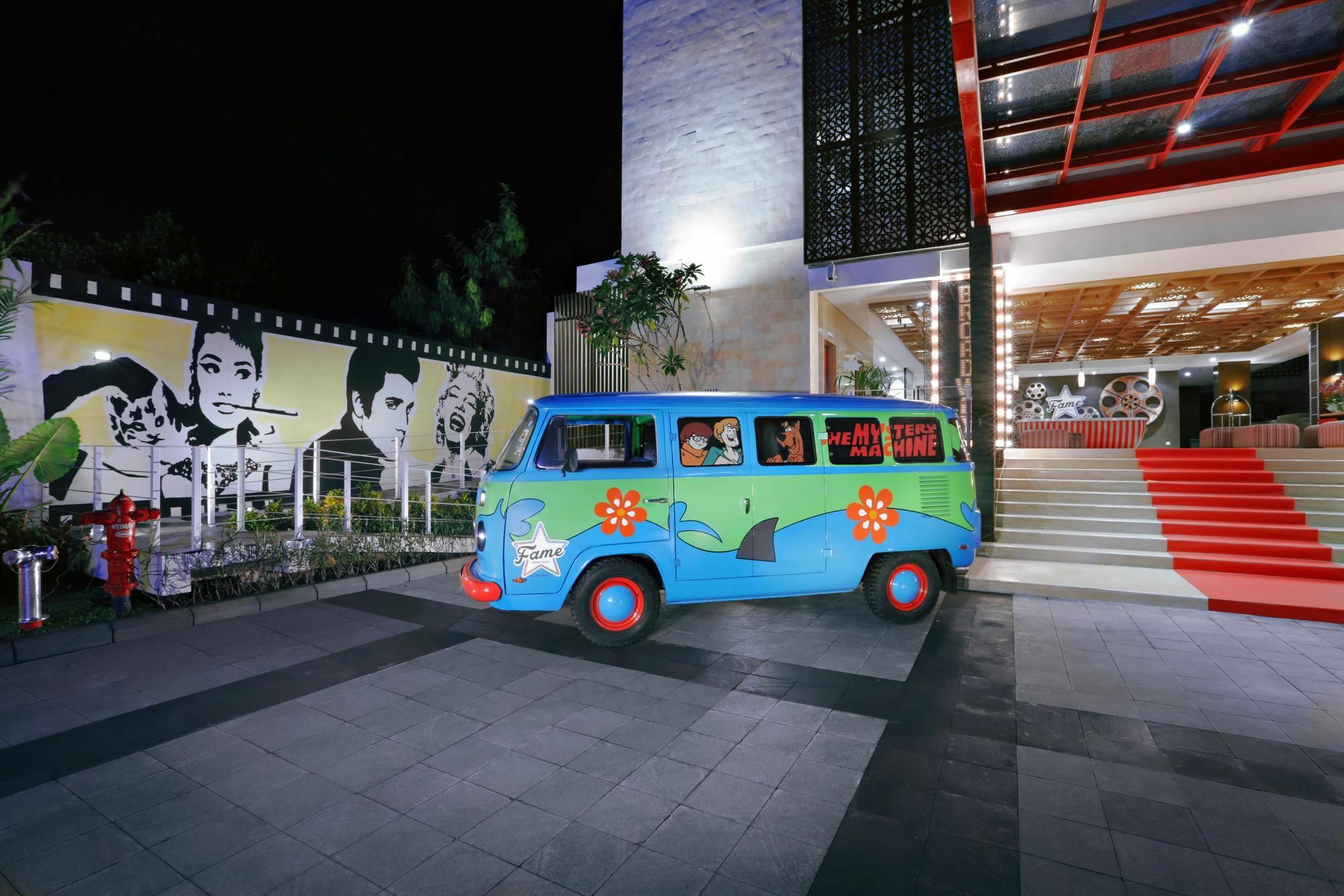 קוטה לומבוק Fame Hotel Sunset Road מראה חיצוני תמונה